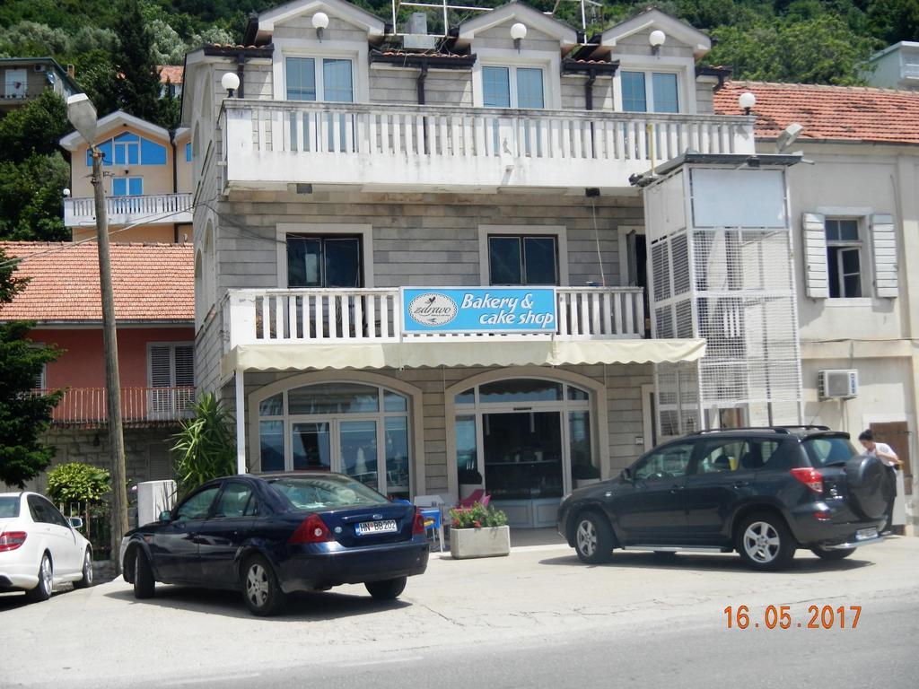 Guest House Villa Zivanovic Herceg Novi Exterior foto